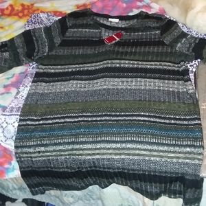 Light weight fall sweater/top